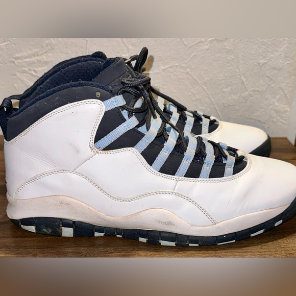 Shoes - Picture 6 of 7